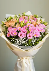 Lisianthus Îmbrățișare