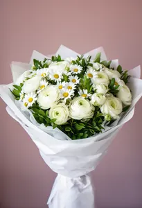Ranunculus Zâmbet Alb